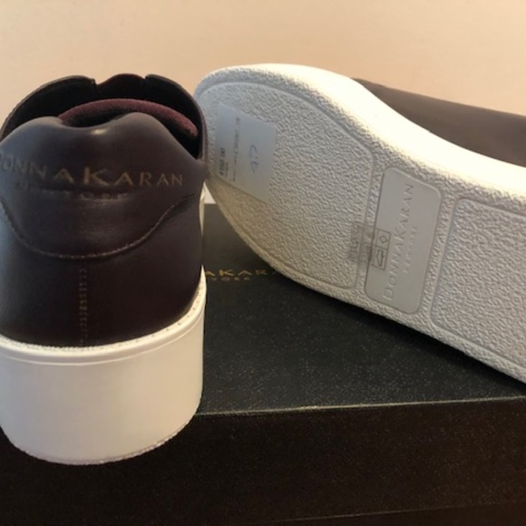 Donna Karan sheep nappa leather/suede sneakers. - Picture 4 of 8